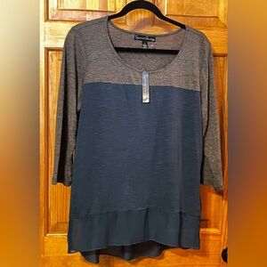 Lightweight two tone tunic blouse. Size L